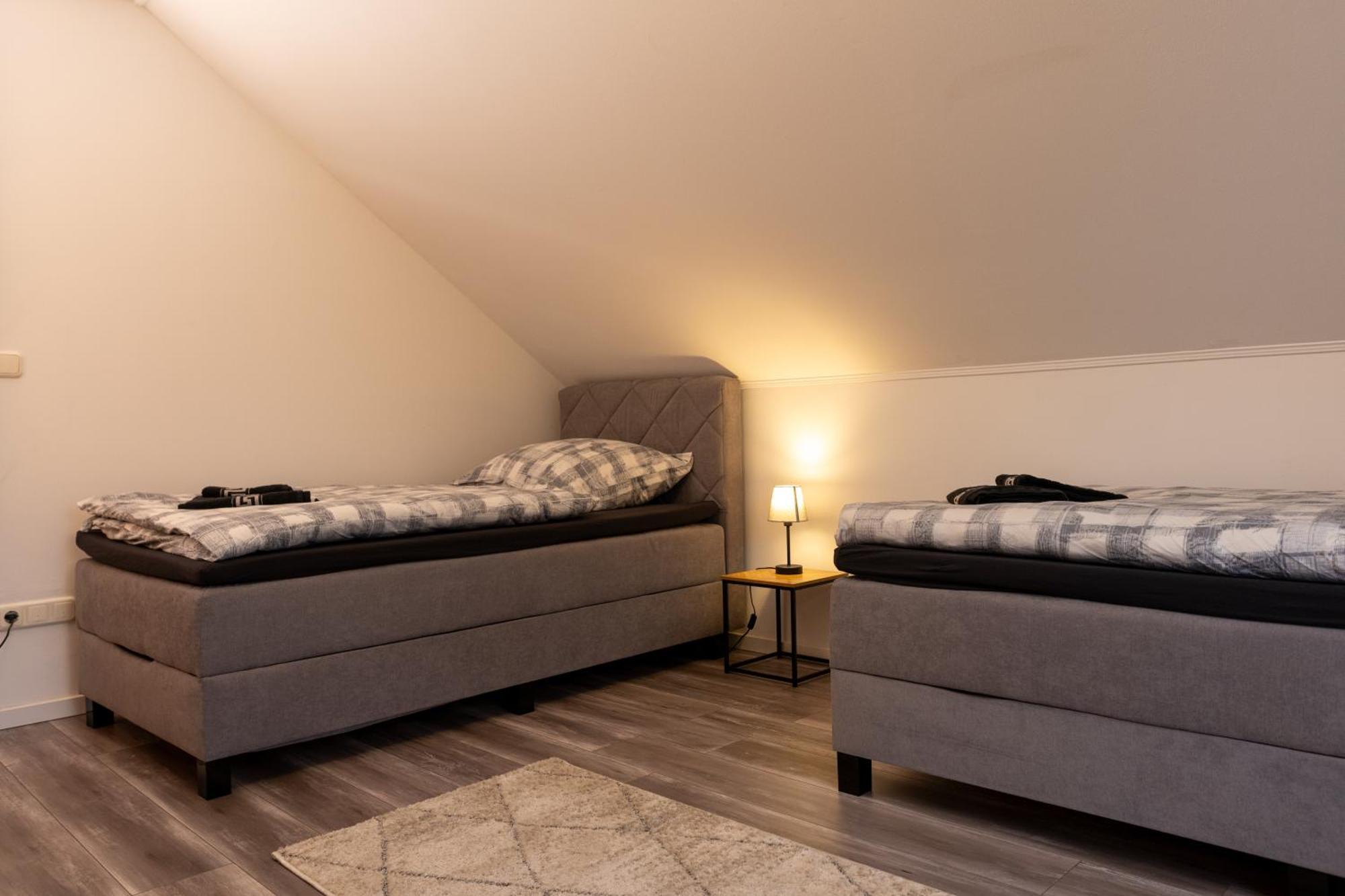 Ganzes Ferienhaus In Leipzig Mit Garage Und Fussbodenheizung Exteriör bild