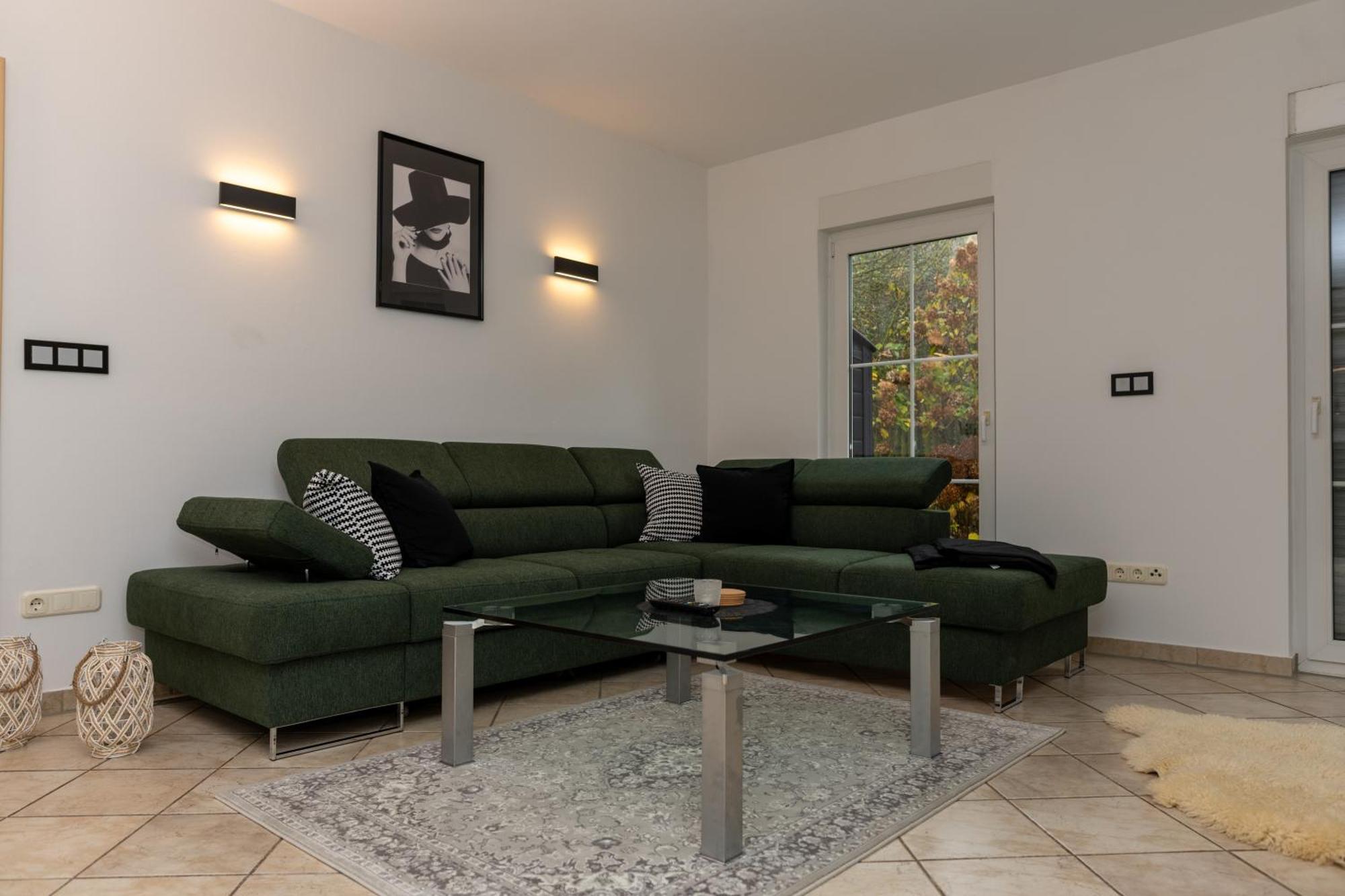 Ganzes Ferienhaus In Leipzig Mit Garage Und Fussbodenheizung Exteriör bild