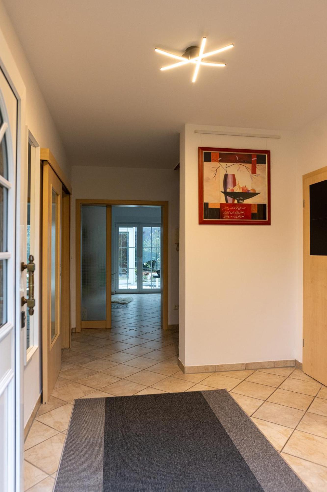 Ganzes Ferienhaus In Leipzig Mit Garage Und Fussbodenheizung Exteriör bild