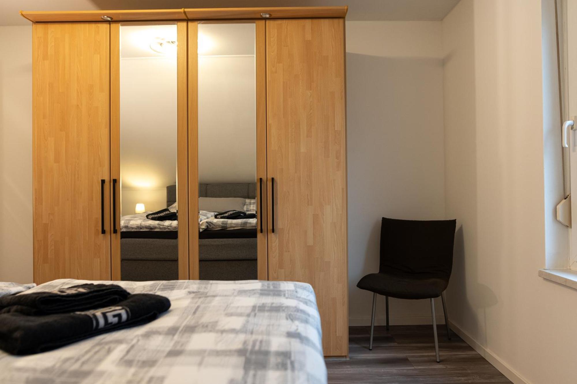 Ganzes Ferienhaus In Leipzig Mit Garage Und Fussbodenheizung Exteriör bild