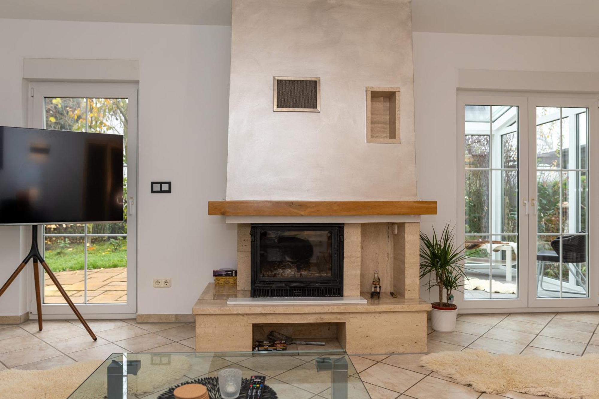 Ganzes Ferienhaus In Leipzig Mit Garage Und Fussbodenheizung Exteriör bild