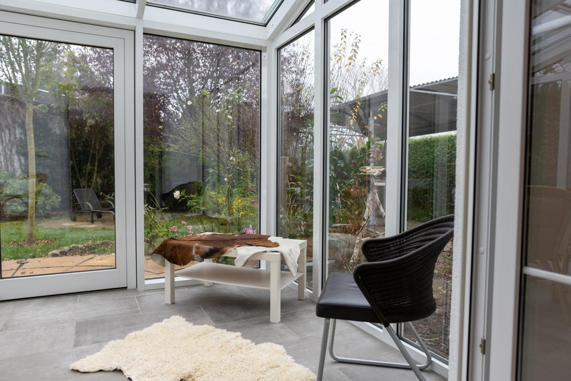 Ganzes Ferienhaus In Leipzig Mit Garage Und Fussbodenheizung Exteriör bild