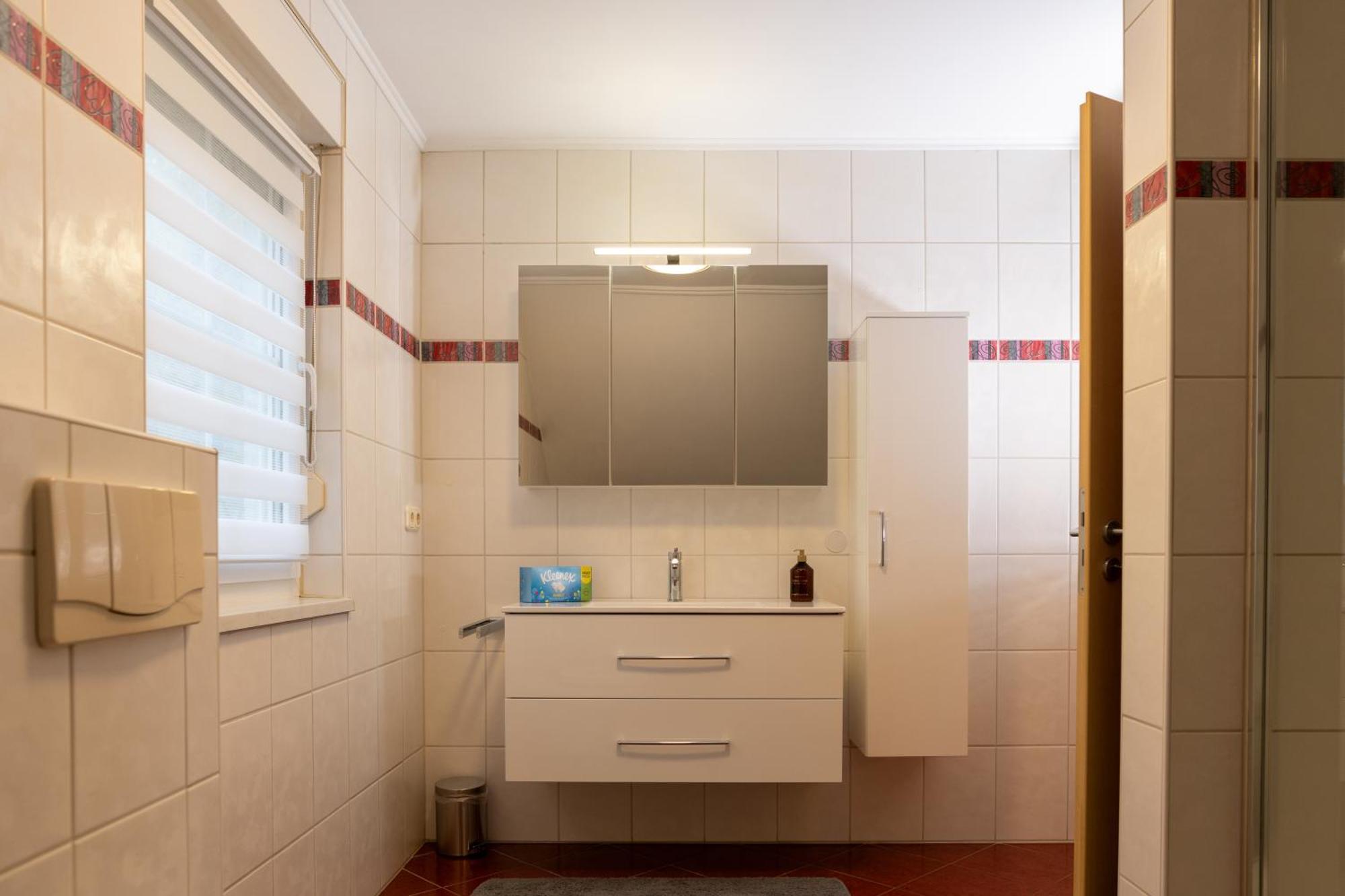Ganzes Ferienhaus In Leipzig Mit Garage Und Fussbodenheizung Exteriör bild